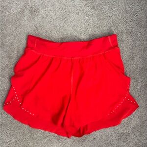 Lululemon Athletica Red Fast and Free Shorts sz 6